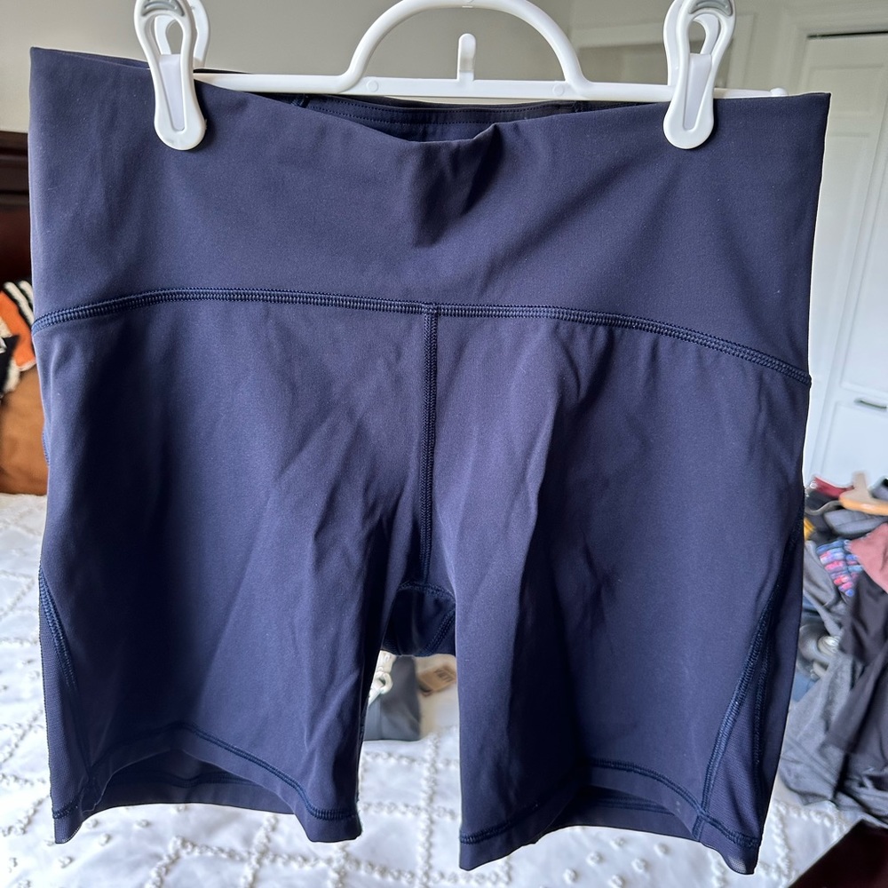 Lululemon Wunder Under Bike Shorts